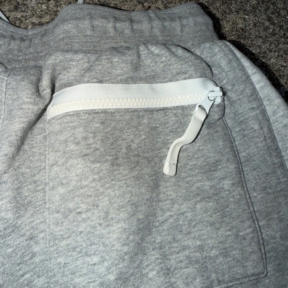 Nike Air Mens Grey Colorblock Fleece Joggers Sweatpants Medium Zipper Pocket - Picture 5 of 5
